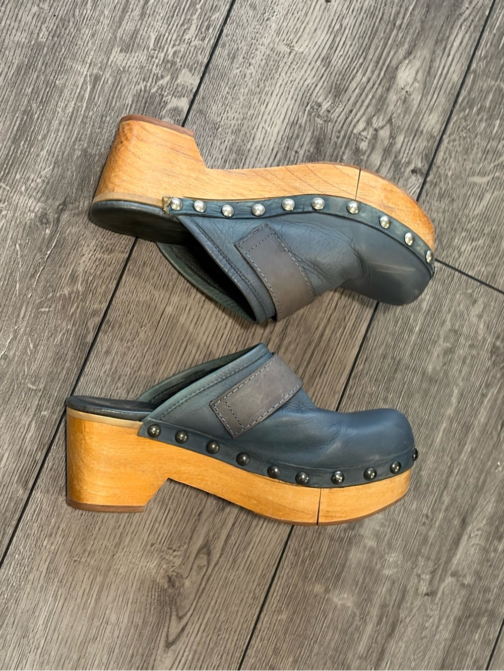 Free People Blue Leather Culver City Clogs - Picture 3 of 7